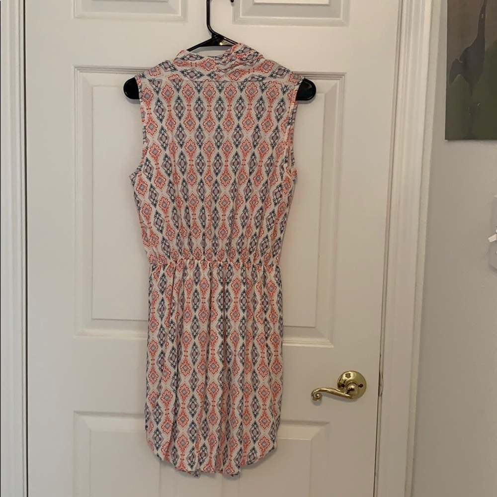 Patterned Dress - Picture 3 of 4